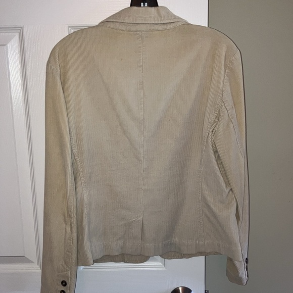 Talbot’s corduroy blazer in Ivory. Size 10. - Picture 5 of 7